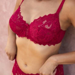 Soutien-gorge Emboîtant Armatures - Rouge -Lemon Curve Soldes Magasin 564arum saison7056461564persian red7 3426488 5 1140x1140