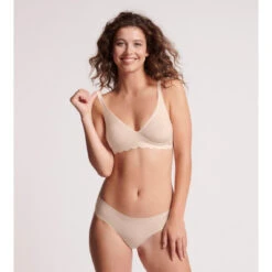 Sloggi Soutien-Gorge Sans Armature - Beige 7 Sloggi Soutien-Gorge Sans Armature - Beige -Lemon Curve Soldes Magasin sloggi zero microfibre 20 soft brasoft bra beige 3436576 3 1140x1140
