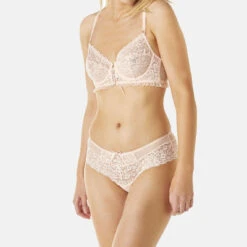 BRIGITTE BARDOT Soutien-gorge Armatures Rose -Lemon Curve Soldes Magasin soutien gorge armatures effusion 3470866 6840970 70 1140x1140
