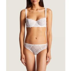 Aubade Soutien-gorge Corbeille Armatures Nacre -Lemon Curve Soldes Magasin soutien gorge corbeille armatures nacre 1208609 4 1200x1200