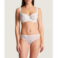 Aubade Soutien-gorge Corbeille Confort Armatures Nacre -Lemon Curve Soldes Magasin soutien gorge corbeille confort armatures nacre 1208611 4 1200x1200