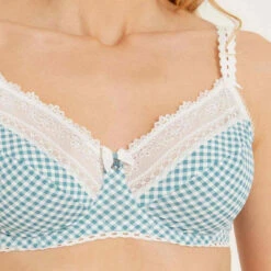 BRIGITTE BARDOT Soutien-gorge Emboîtant Armatures Vert GAIETE -Lemon Curve Soldes Magasin soutien gorge emboitant armatures vert gaiete 3389220 6 1140x1140