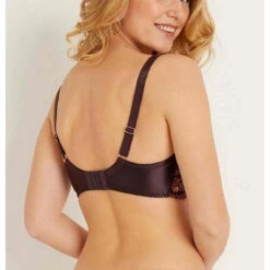 BRIGITTE BARDOT Soutien-gorge Emboîtant Armatures Violet FOUGUE 8 BRIGITTE BARDOT Soutien-gorge Emboîtant Armatures Violet FOUGUE -Lemon Curve Soldes Magasin soutien gorge emboitant armatures violet fougue 3389216 3 1140x1140