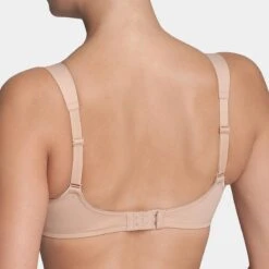 Triumph Soutien-gorge Minimizer Armatures Beige -Lemon Curve Soldes Magasin soutien gorge minimizer armatures beige 1174513 2 1200x1200
