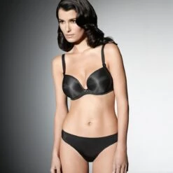 PRIMA DONNA Soutien-gorge Plongeant à Balconnets PrimaDonna SATIN Noir -Lemon Curve Soldes Magasin soutien gorge plongeant a balconnets primadonna satin noir 7 1200x1200