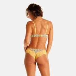 Soutien-gorge Sans Armatures Coque Souple - Jaune -Lemon Curve Soldes Magasin soutien gorge sans armatures coque souple jaune turlututu 3439342 6686382 82 1140x1140