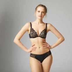 Soutien-gorge Triangle Armatures - Noir -Lemon Curve Soldes Magasin soutien gorge triangle armatures noir 3368624 4 1140x1140