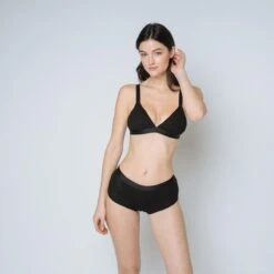 Soutien Gorge Triangle En Maille Côtelée -Lemon Curve Soldes Magasin soutien gorge triangle en maille cotelee 3202532 2 1200x1200