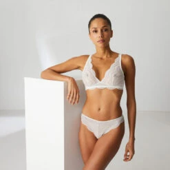 Soutien-gorge Triangle Sans Armatures - Ivoire -Lemon Curve Soldes Magasin soutien gorge triangle sans armatures ivoire 2892302 3 1140x1140