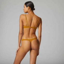 Soutien-gorge Triangle Sans Armatures Jaune 10 Soutien-gorge Triangle Sans Armatures Jaune -Lemon Curve Soldes Magasin soutien gorge triangle sans armatures jaune 3268316 5 1140x1140