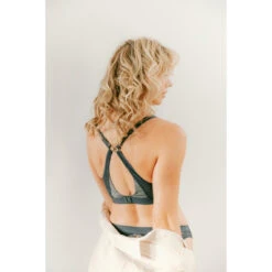 Soutien-gorge Sans Armatures - Gris 5 Soutien-gorge Sans Armatures - Gris -Lemon Curve Soldes Magasin soutien gorge triangle sans armatures noir 3176336 2 1140x1140